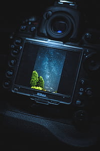 Black Nikon Dslr Camera thumbnail