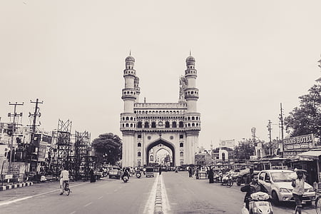grayscale photo of city thumbnail