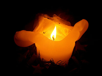 lighted candle thumbnail