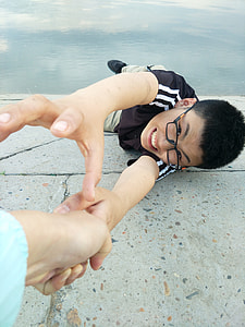 man wearing eyeglasses thumbnail