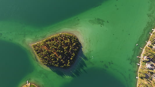aerial view of island thumbnail