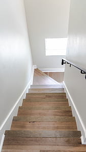 Brown Wooden Stairs thumbnail