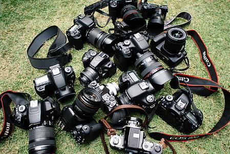 black DSLR camera lot thumbnail
