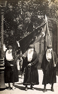 Female nationalists demonstrating in Cairo, 1919, Egypt thumbnail