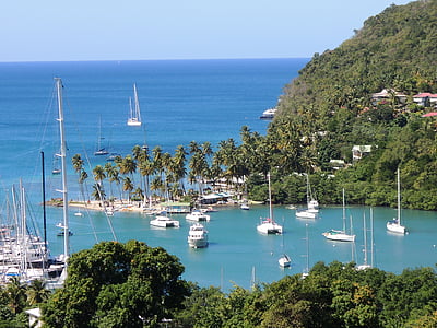 yachts near the island thumbnail