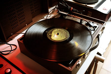 black turntable thumbnail