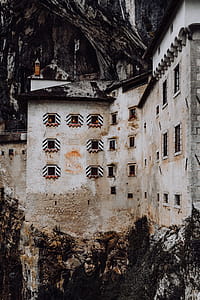 Predjama castle at the cave mouth in Postojna, Slovenia thumbnail