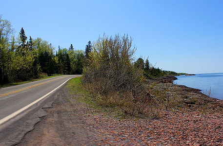 Road by the lake in the Upper Peninsula, Michigan thumbnail