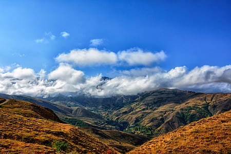 landscape photography of mountains thumbnail
