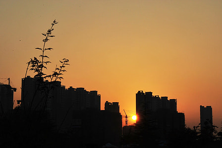 Xi'An University Of Technology, Sunset thumbnail