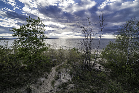 Skies and Sunset with clouds on Lesser Slave Lake thumbnail