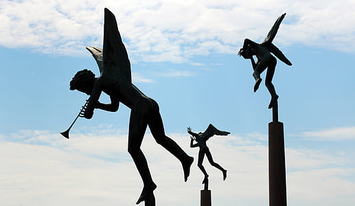 three angels statues thumbnail