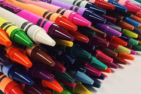 assorted-color Crayola crayon lot thumbnail