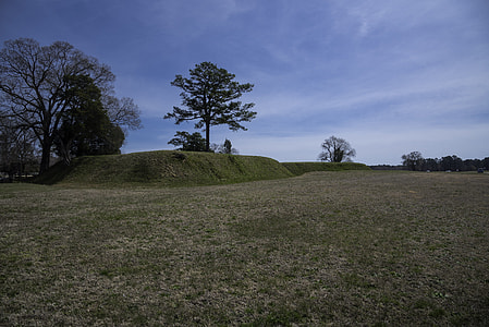 Trenches and Landscape in Yorktown, Virginia thumbnail
