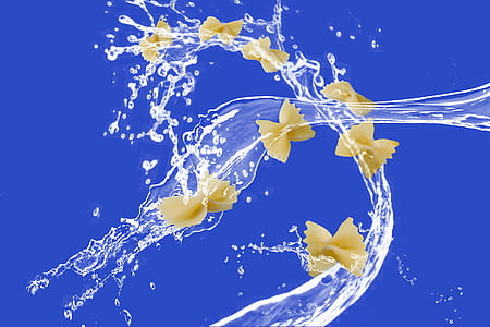 bow pasta with water thumbnail