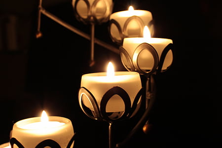 closeup photography of lighted candles thumbnail