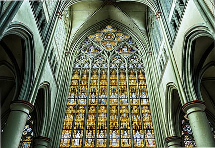 interior photo of chapel thumbnail