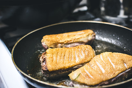 Frying medium duck breast thumbnail