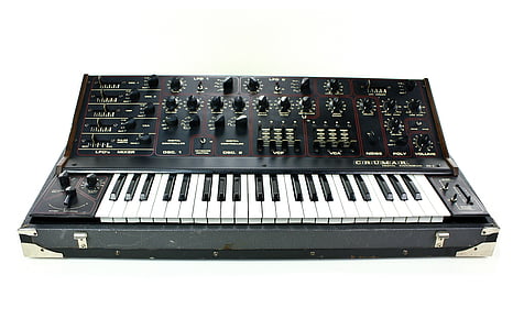 black electronic keyboard thumbnail