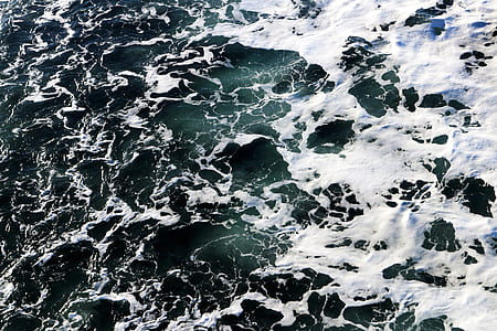 water waves photo thumbnail