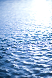 shallow focus photography of blue water thumbnail