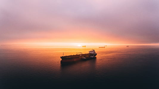 ship moving on water thumbnail