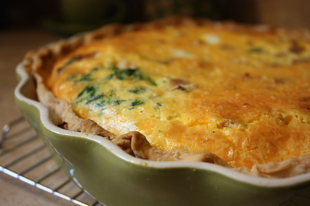 pie serve on green bowl thumbnail