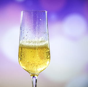 Close-up Photography of Champagne thumbnail