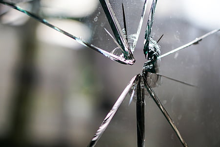 shattered glass in focus photography thumbnail