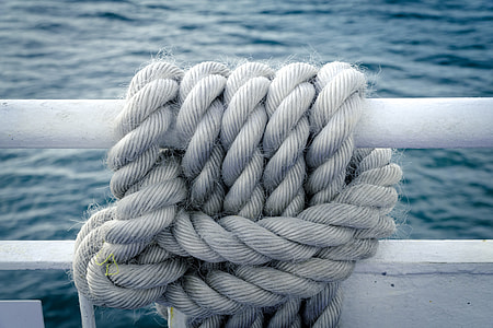 rope on boat thumbnail
