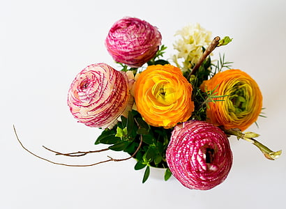 assorted-color flower bouquet thumbnail