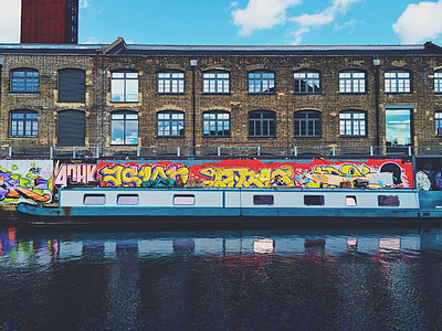 panoramic photo of grafiti wall art thumbnail