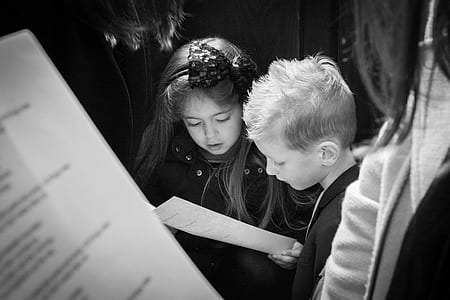two girl and boy reading thumbnail