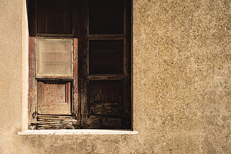 brown wooden window thumbnail