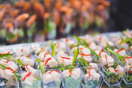 shallow focus photography of vegetable salad thumbnail