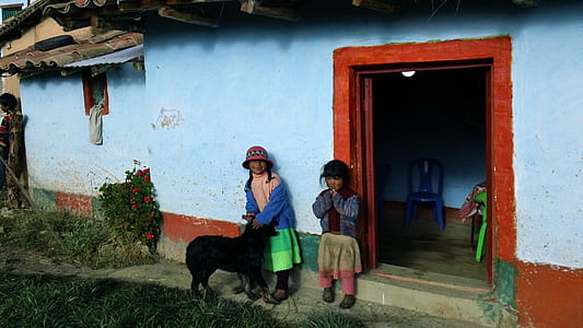 blue concrete house thumbnail