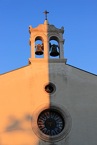 Light And Shadow, Church Buildings thumbnail