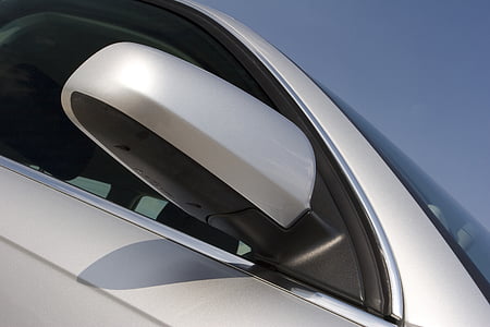 close-up photography of vehicle side mirror thumbnail