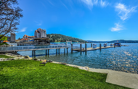 dock beside sea photo thumbnail
