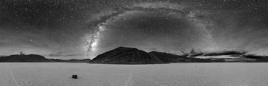 360 degree astrophotography view of Racetrack Playa at Death Valley National Park, Nevada thumbnail