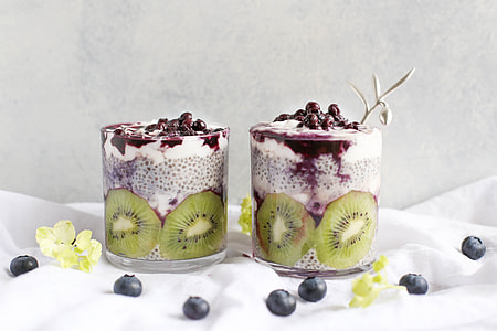 kiwi fruit with sago in clear glasses thumbnail