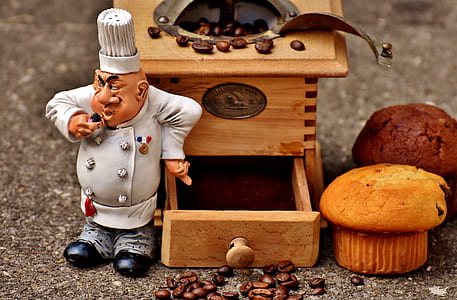 chef ceramic figurine thumbnail