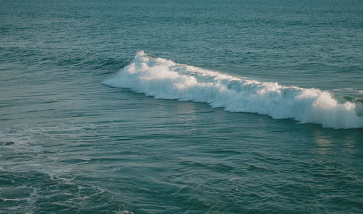 ocean with waves thumbnail