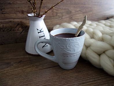 white ceramic mug thumbnail
