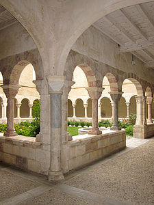Saint-Génis-Des-Fontaines, Abbey thumbnail