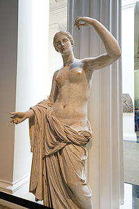 London, The British Museum thumbnail