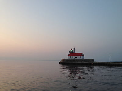 lighthouse at sunset thumbnail