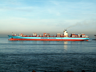 blue and red Maersk Sealand ship thumbnail
