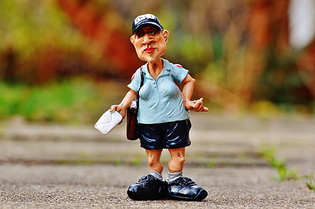 woman bobble head illustration thumbnail