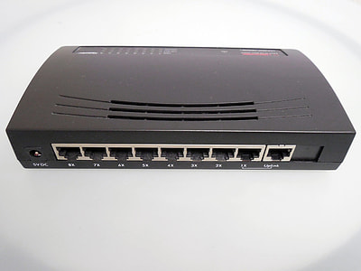 black switch hub thumbnail